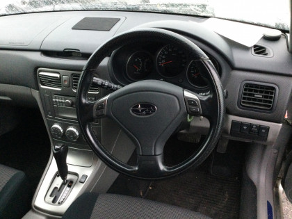 SUBARU FORESTER SG5 2005