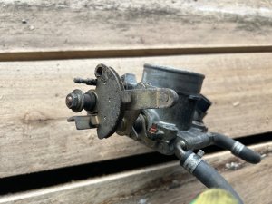 ลิ้นปีกผีเสื้อ SUBARU LEGACY OEM 16118AB310 BG5 1998 EJ20DD AT