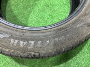 Pneus Goodyear efficient grip eco 215/55R17 SUBARU OUTBACK OEM 28121AG200 BPE 2004