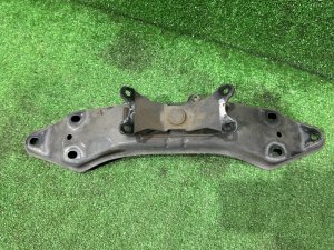 变速箱横梁 SUBARU OUTBACK OEM 41022AG100 41011AG030 BPE 2004 EZ30
