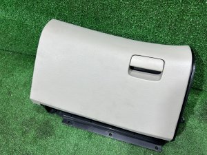 Porta-luvas SUBARU OUTBACK OEM 66120AG000WA BPE 2004 SILVER 39D, 3K3