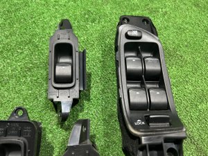パワーウィンドウ制御ユニット SUBARU OUTBACK OEM 83071AG010 83071AG040 BPE 2004 EZ30