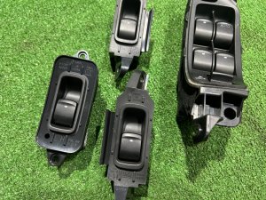 パワーウィンドウ制御ユニット SUBARU OUTBACK OEM 83071AG010 83071AG040 BPE 2004 EZ30