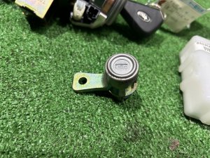 สวิตช์กุญแจสตาร์ท комплект замков SUBARU OUTBACK OEM 57491AG131 BPE 2004 SILVER 39D, 3K3