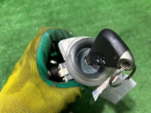 สวิตช์กุญแจสตาร์ท комплект замков SUBARU OUTBACK OEM 57491AG131 BPE 2004 SILVER 39D, 3K3
