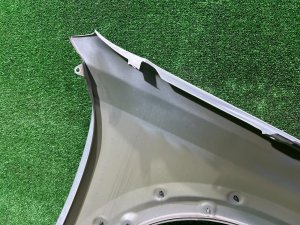 Guarda-lamas dianteiro esquerdo SUBARU OUTBACK OEM 57120AG0309P BPE 2004 SILVER 39D, 3K3