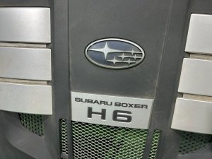 Tapa decorativa del motor SUBARU OUTBACK OEM 14025AA200 BPE 2004 EZ30