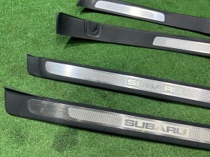 Sill trims SUBARU OUTBACK OEM 94060AG170 94060AG180 BPE 2004 SILVER 39D, 3K3