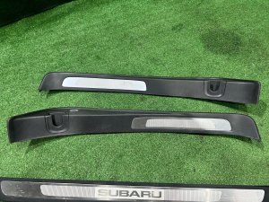 Sill trims SUBARU OUTBACK OEM 94060AG170 94060AG180 BPE 2004 SILVER 39D, 3K3