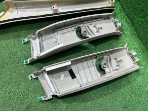 立柱饰板 SUBARU OUTBACK OEM 94010AG020OR 94010AG030OR 94012AG100OR BPE 2004 SILVER 39D, 3K3
