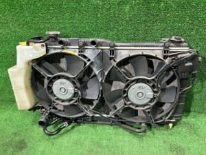 Radiador do motor SUBARU OUTBACK OEM 45111AG040 BPE 2004 EZ30