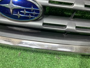 Grelha do radiador 1 мод SUBARU OUTBACK OEM 91121AG020 BPE 2004 SILVER 39D, 3K3