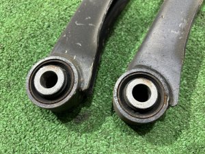 Braços de suspensão traseiros SUBARU OUTBACK OEM 20250AE010 20250AE000 20250AE020 20250AE040 BPE 2004 EZ30