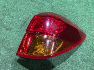 ไฟท้ายขวา SUBARU OUTBACK OEM 84201AG000 BPE 2004
