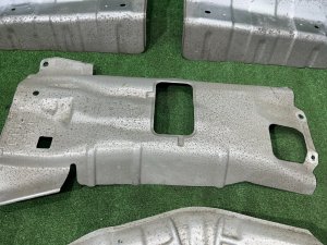 แผ่นกันความร้อนท่อไอเสีย SUBARU OUTBACK OEM 59024AG061 59024AG071 59024AG030 BPE 2004 EZ30
