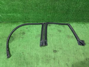 Junta de puerta izquierda SUBARU OUTBACK OEM 63521AG010 BPE 2004 SILVER 39D, 3K3