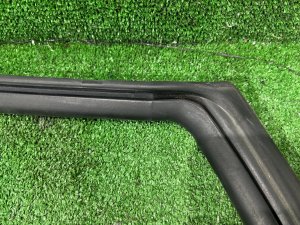 Junta de puerta izquierda SUBARU OUTBACK OEM 63521AG010 BPE 2004 SILVER 39D, 3K3