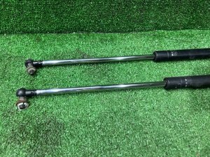 โช้คค้ำฝากระโปรงท้าย SUBARU LEGACY LANCASTER OEM 63260AE020 63260AE030 BHE 2001 SILVER/GREY 1U2