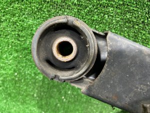 Travessa traseira SUBARU LEGACY LANCASTER OEM 20152AE001 BHE BH9 BH5 BE5 BE9 BEE 2001 EZ30 AT