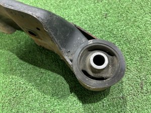 Apoio do diferencial SUBARU LEGACY LANCASTER OEM 41310AE020 BHE BH9 BH5 BE5 BE9 BEE 2001 EZ30 AT