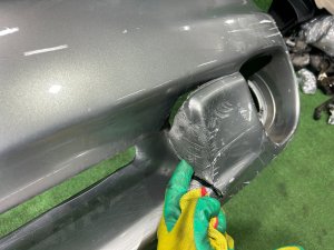 กันชนหน้า дефекты SUBARU LEGACY LANCASTER OEM 57703AE230MQ BHE BH9 2001 SILVER/GREY 1U2