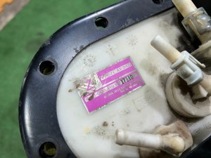 Бензонасос целые трубки SUBARU LEGACY LANCASTER OEM 42021AE040 BHE BEE 2001 EZ30 AT