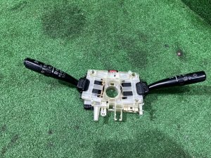 สวิตช์ก้านคอพวงมาลัย оптитрон 83111AE050 83111AE030 SUBARU LEGACY LANCASTER