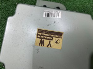 ミッションコンピューター SUBARU LEGACY LANCASTER OEM 31711AF750 BHE 2001 EZ30 AT