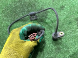 Right front ABS sensor SUBARU LEGACY LANCASTER OEM 27540AE020 BHE BH9 2001 EZ30 AT