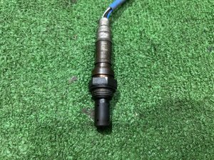 O2センサー（ラムダセンサー） №1 SUBARU LEGACY LANCASTER OEM 22641AA032 BHE BEE 2001 EZ30 AT