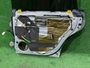 右后门 SUBARU LEGACY LANCASTER OEM 60400AE420 BHE BH9 2001 SILVER/GREY 1U2