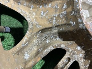 Llantas R16 SUBARU LEGACY LANCASTER OEM 28111AE120 BHE 2001