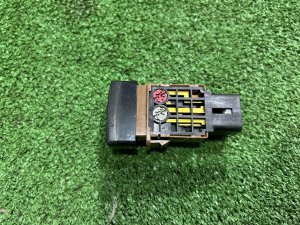 VDC 开关 SUBARU LEGACY LANCASTER OEM 83001AE100 BHE BH9 BH5 2001 EZ30 AT