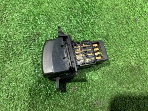 Hazard warning switch SUBARU LEGACY LANCASTER OEM 83037AE000 BH9 2001 EZ30 AT