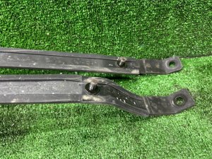 Fuel tank straps SUBARU LEGACY LANCASTER OEM 42017AE010 42017AE000 BH9 BHE BH6 2001 EZ30 AT