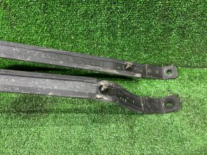 Fuel tank straps SUBARU LEGACY LANCASTER OEM 42017AE010 42017AE000 BH9 BHE BH6 2001 EZ30 AT