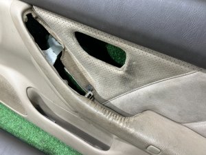 Painéis de porta SUBARU LEGACY LANCASTER OEM 94210AE600AD 94210AE610AD 94220AE420AD 94220AE430AD BHE BH9 BH5 2001 SILVER/GREY 1U2