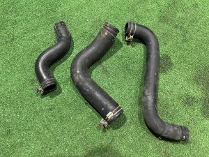 Radiator hoses SUBARU LEGACY LANCASTER OEM 45161AE050 45161AE060 45161AE070 BHE BEE 2001 EZ30 AT