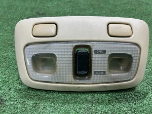 Plafón delantero SUBARU LEGACY LANCASTER OEM 84621AE001GF BHE 2001 EZ30 AT