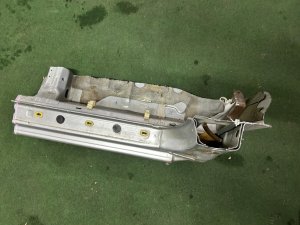 右サイドシル SUBARU LEGACY LANCASTER OEM 51415AE021 BHE BH9 BH5 2001 SILVER/GREY 1U2