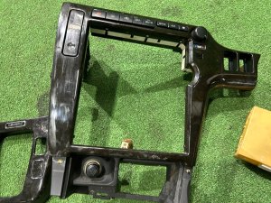 กรอบวิทยุ SUBARU LEGACY LANCASTER OEM 66060AE330, 66050AE260 BHE 2001 SILVER/GREY 1U2