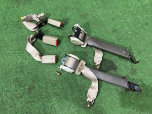 后排安全带 SUBARU LEGACY LANCASTER OEM 64660AE000ML 64660AE010ML BHE BH9 2001 SILVER/GREY 1U2