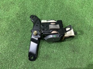 后排安全带 SUBARU LEGACY LANCASTER OEM 64660AE000ML 64660AE010ML BHE BH9 2001 SILVER/GREY 1U2