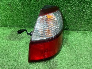 ไฟท้ายขวา 84201AE081 SUBARU LEGACY LANCASTER