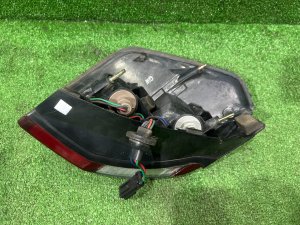 Right tail light SUBARU LEGACY LANCASTER OEM 84201AE081 BHE BH9 2001