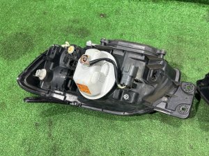 ไฟหน้า Ксенон SUBARU LEGACY LANCASTER OEM 84001AE300, 84001AE310 BHE BH9 BH5 BE5 BE9 BEE 2001