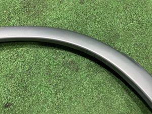 右リアオーバーフェンダー SUBARU LEGACY LANCASTER OEM 91111AE020MQ BHE 2001 SILVER/GREY 1U2