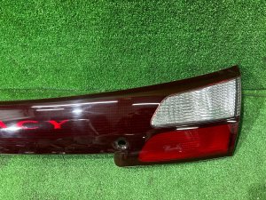 Farolim da porta da bagageira Накладка пятой двери SUBARU LEGACY LANCASTER OEM 84251AE060 BHE 2001