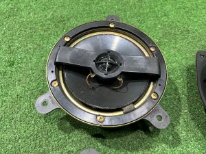 ลำโพง McIntosh SUBARU LEGACY LANCASTER OEM 86301AE040 86301AE080 BHE 2001