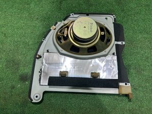 低音炮 McIntosh SUBARU LEGACY LANCASTER OEM 86301AE220 BHE 2001